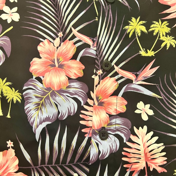 NWT Neff button collared shirt size small - Picture 4 of 7